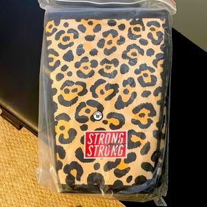 Knee sleeves 7mm from strong strong supply- for squatting and leg days